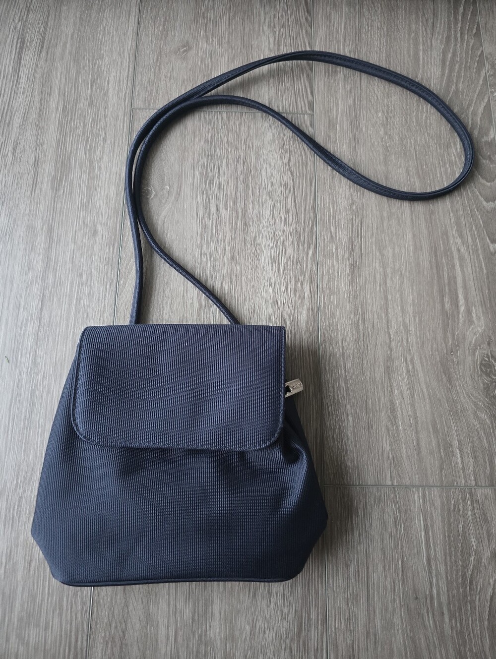 Vintage 90s Fossil Navy Nylon Mini Flap Crossbody Bag Minimalist Y2K Bucket